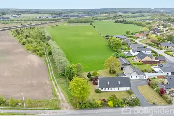 Landejendom på Funder Kirkevej 9, 8600 Silkeborg