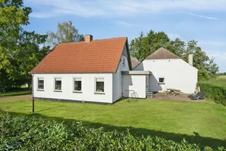 Villa på Ravnstrupvej 83, Skullerup, 4160 Herlufmagle