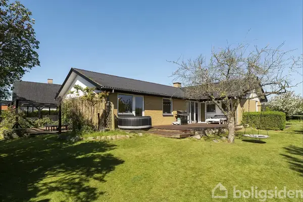 Villa på Østervænget 13, 9900 Frederikshavn