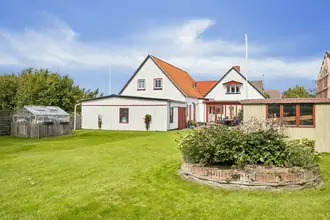 Villa på Hovedgaden 52, 4350 Ugerløse
