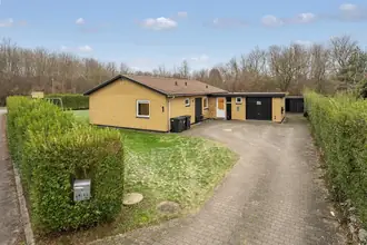 Villa på Snebærvej 1, 6430 Nordborg