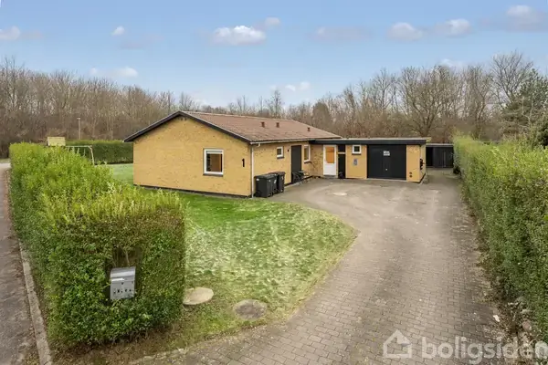 Villa på Snebærvej 1, 6430 Nordborg