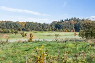 Helårsgrund på Bredhøj Allé 13, 8680