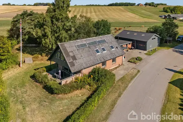 Villa på Toustrup Stationsvej 31, 8472 Sporup