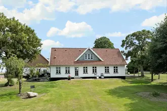 Landejendom på Pøllegårdsvej 10, Kagstrup, 4160 Herlufmagle