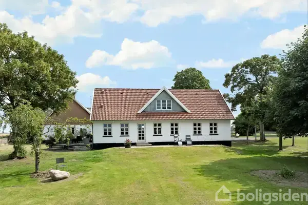 Landejendom på Pøllegårdsvej 10, 4160 Herlufmagle
