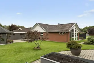 Villa på Løvspringsvej 5, Andrup, 6705 Esbjerg Ø