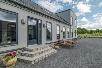Landejendom på Firehusevej 3, Rugsted, 7100 Vejle