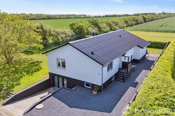Villa på N J Fjordsvej 1, 6950 Ringkøbing