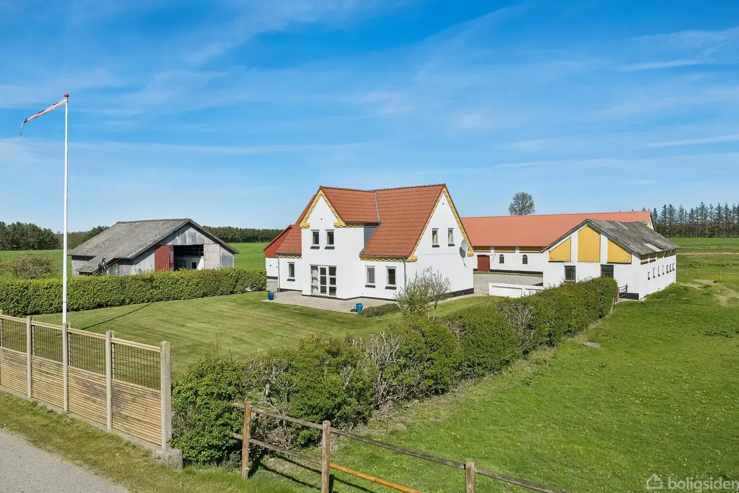 Landejendom på Storskovvej 76, 9330 Dronninglund