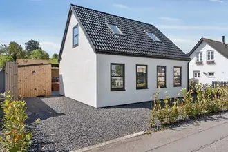 Villa på Præstøvej 30, 4700 Næstved
