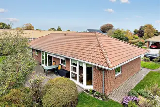 Villa på Rolighedsvej 18, Asferg, 8990 Fårup