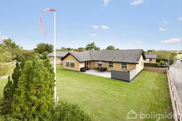 Villa på Bjælkestensvejen 1, 3720 Aakirkeby