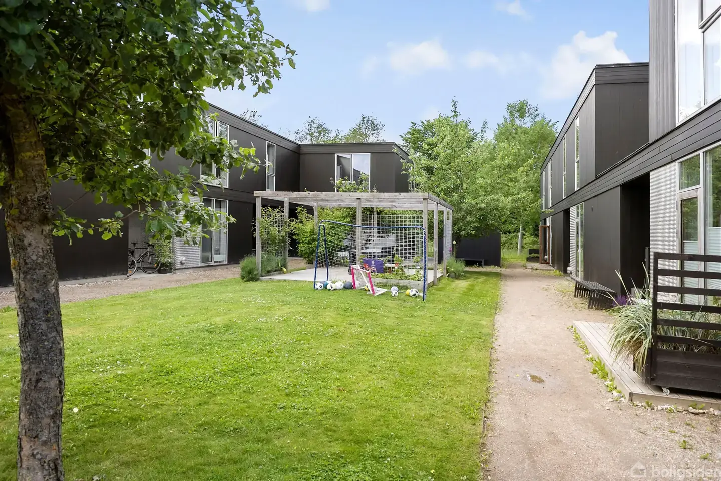 Familievenligt rækkehus med stort køkken-alrum og fleksibel indretning i Kvistgårdhusene - Visning 2