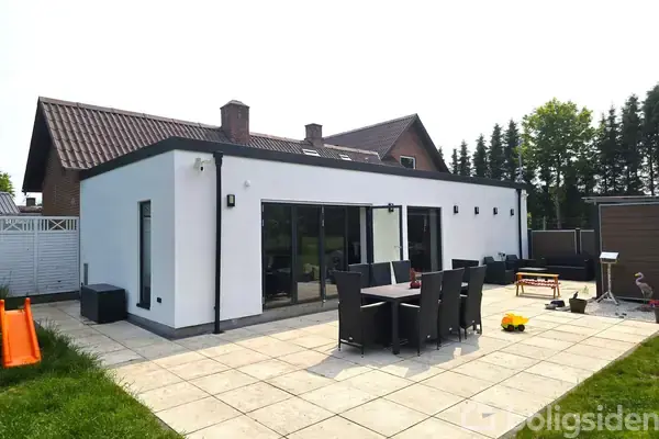 Villa på Hovedgaden 27, 7362 Hampen