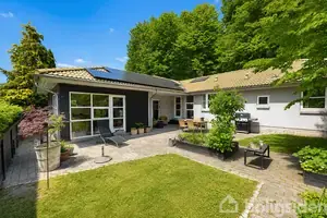Villa på Hammermøllevej 17A, 3150 Hellebæk