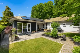 Villa på Hammermøllevej 17A, 3150 Hellebæk