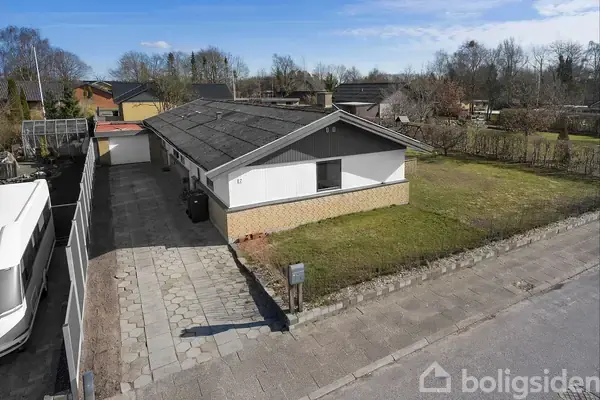 Familievenlig bolig i naturskønne omgivelser
