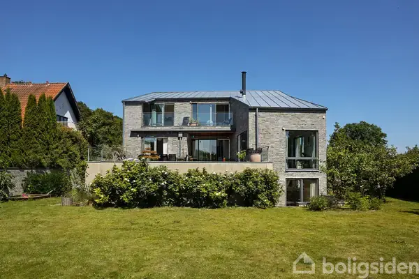 Villa på Strandvænget 8, 3050 Humlebæk