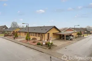 Villa på Sønderbakken 8, 7400 Herning