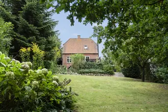 Villa på Iver Vinds Vej 6, Hjallese, 5260 Odense S