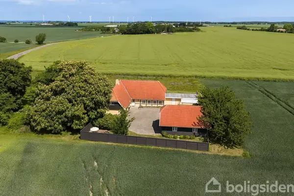 Villa på Harpelundevej 25, 4900 Nakskov