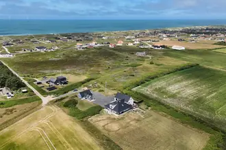 Villa på Røngårdsvej 9, Vrist, 7673 Harboøre