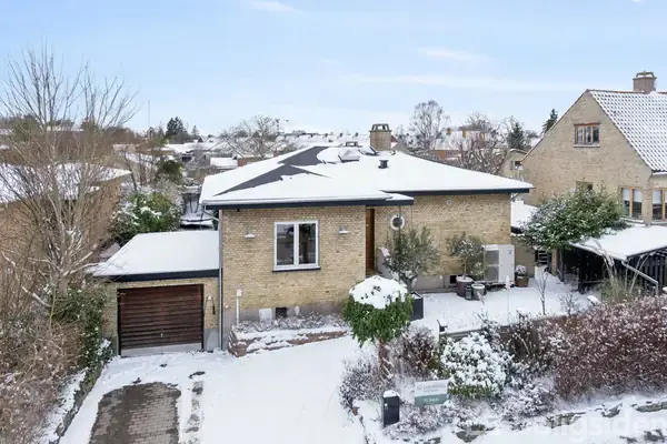 Villa på Fennevangen 17, 2820 Gentofte