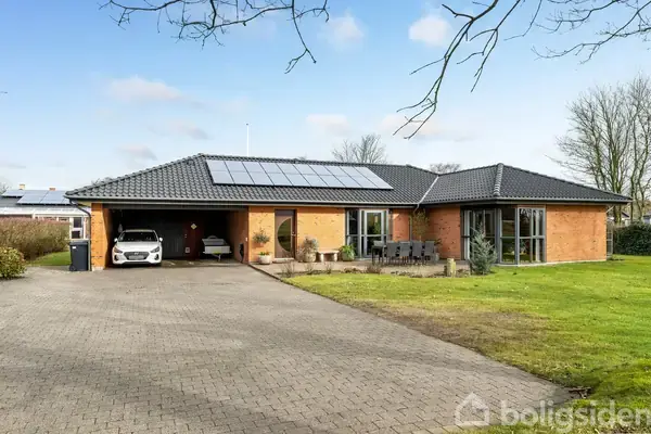 Villa på Skjernvej 153, 7500 Holstebro