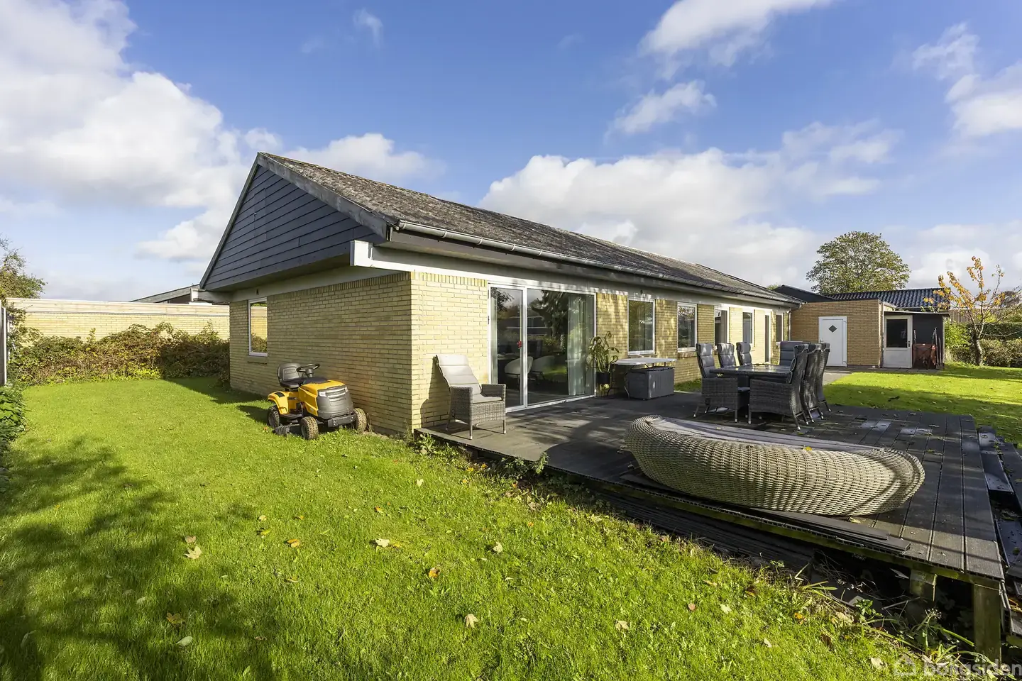 Villa på Mejløvænget 9, 8381 Tilst