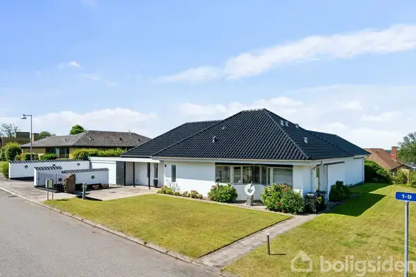 Villa på Jens Kalstrups Vej 9, 9000 Aalborg