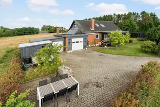 Villa på Vejlevej 84, Hørup, 7300 Jelling