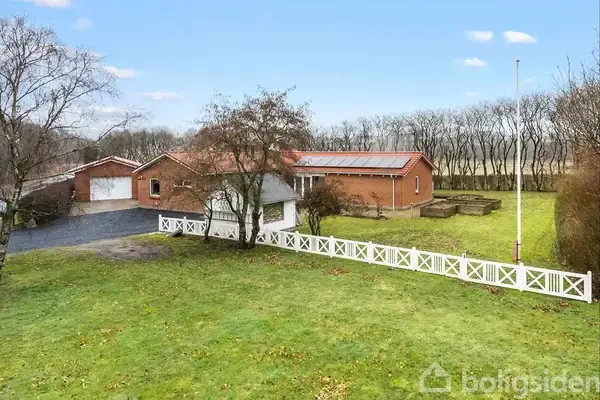 Villa på Bollervej 3, 8831 Løgstrup
