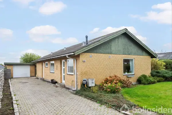 Villa på Poppelvej 5, 4683 Rønnede