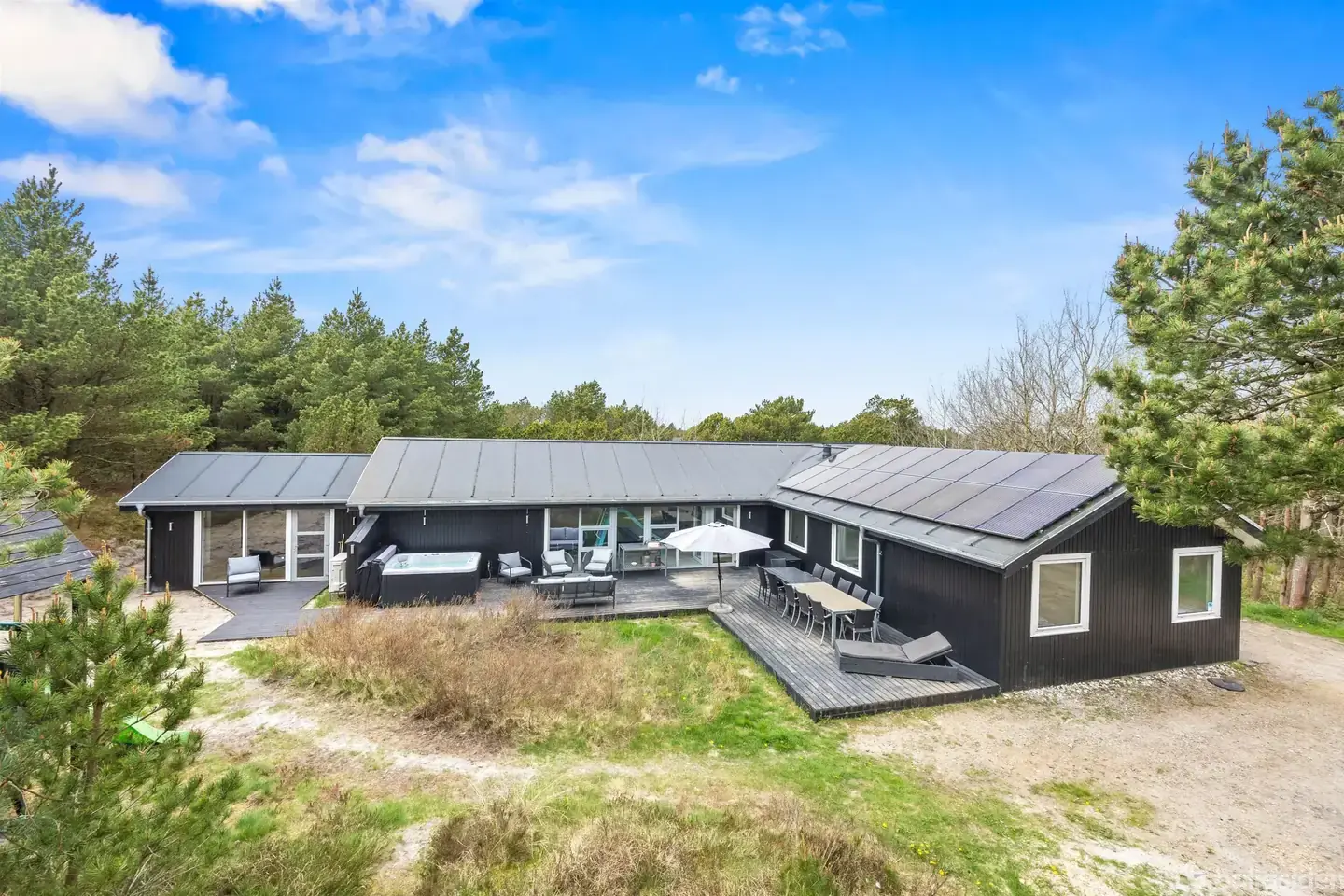 Nyrenoveret pool-hus i Bolilmark - Visning 5