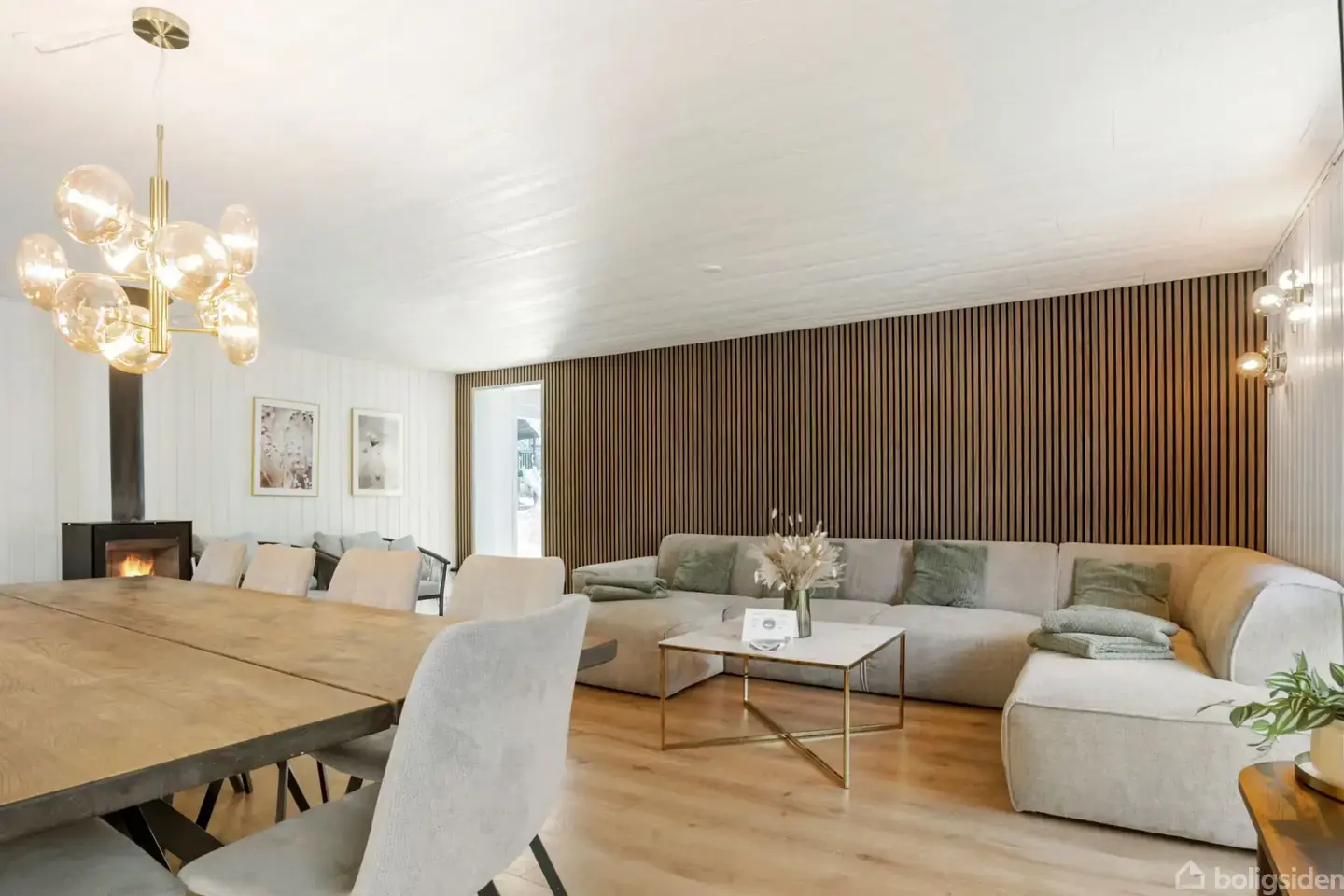 Nyrenoveret pool-hus i Bolilmark - Visning 3