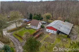 Landejendom på Vestervej 8, 4983 Dannemare