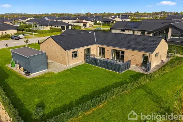 Villa på Sønderparken 83, 6740 Bramming