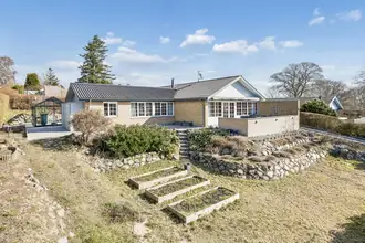 Villa på Svinøvej 10B, 4750 Lundby