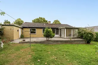 Villa på Skolevej 8, Espe, 5750 Ringe
