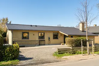 Villa på Karlslundevejen 3, Hastrup, 4621 Gadstrup