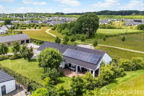 Villa på Tirsbæk Søvej 33, 7120 Vejle Øst