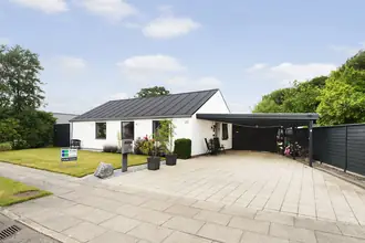 Villa på Mimers Alle 32, 6705 Esbjerg Ø