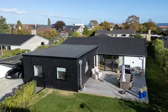 Villa på Lønstrupvej 12, 8250 Egå