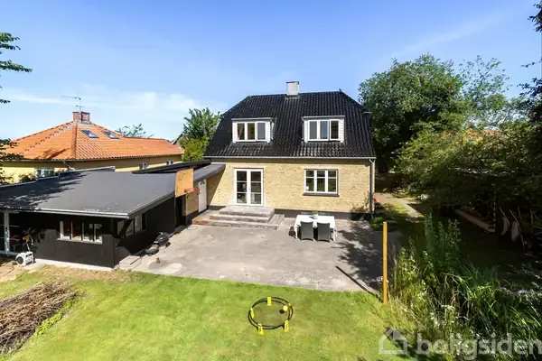Villa på Skovhusvej 16, 3230 Græsted