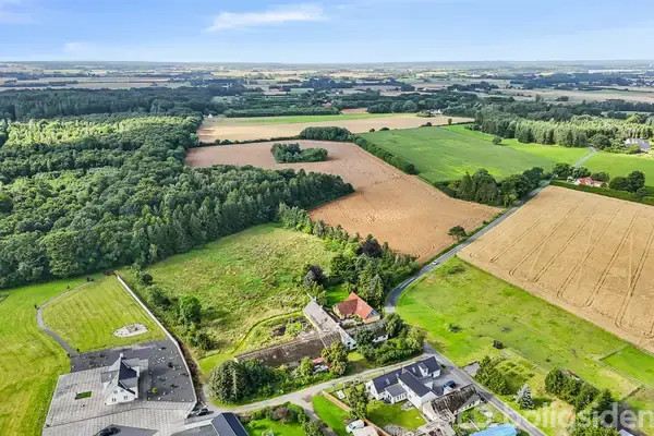 Landejendom på Stokholtsvej 58, 4173 Fjenneslev