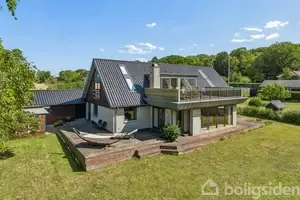 Villa på Højdevej 20A, 4750 Lundby
