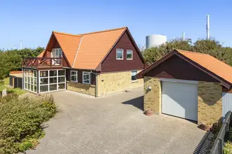 Villa på Syrenvej 5, 9480 Løkken