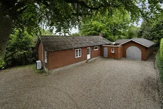 Villa på Ringkøbingvej 217, Mejls, 6800 Varde