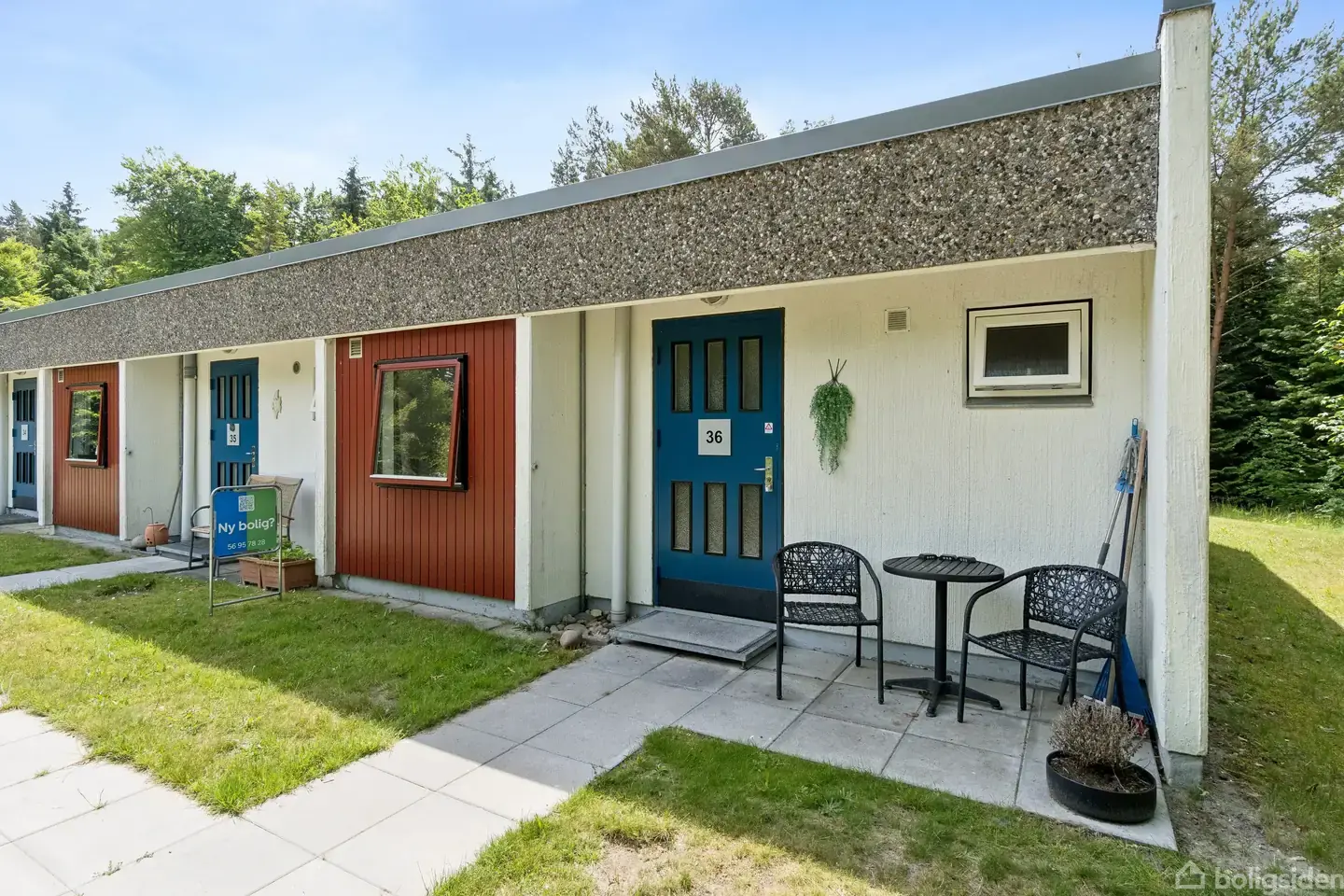 Renoveret ferielejlighed ved skov og strand